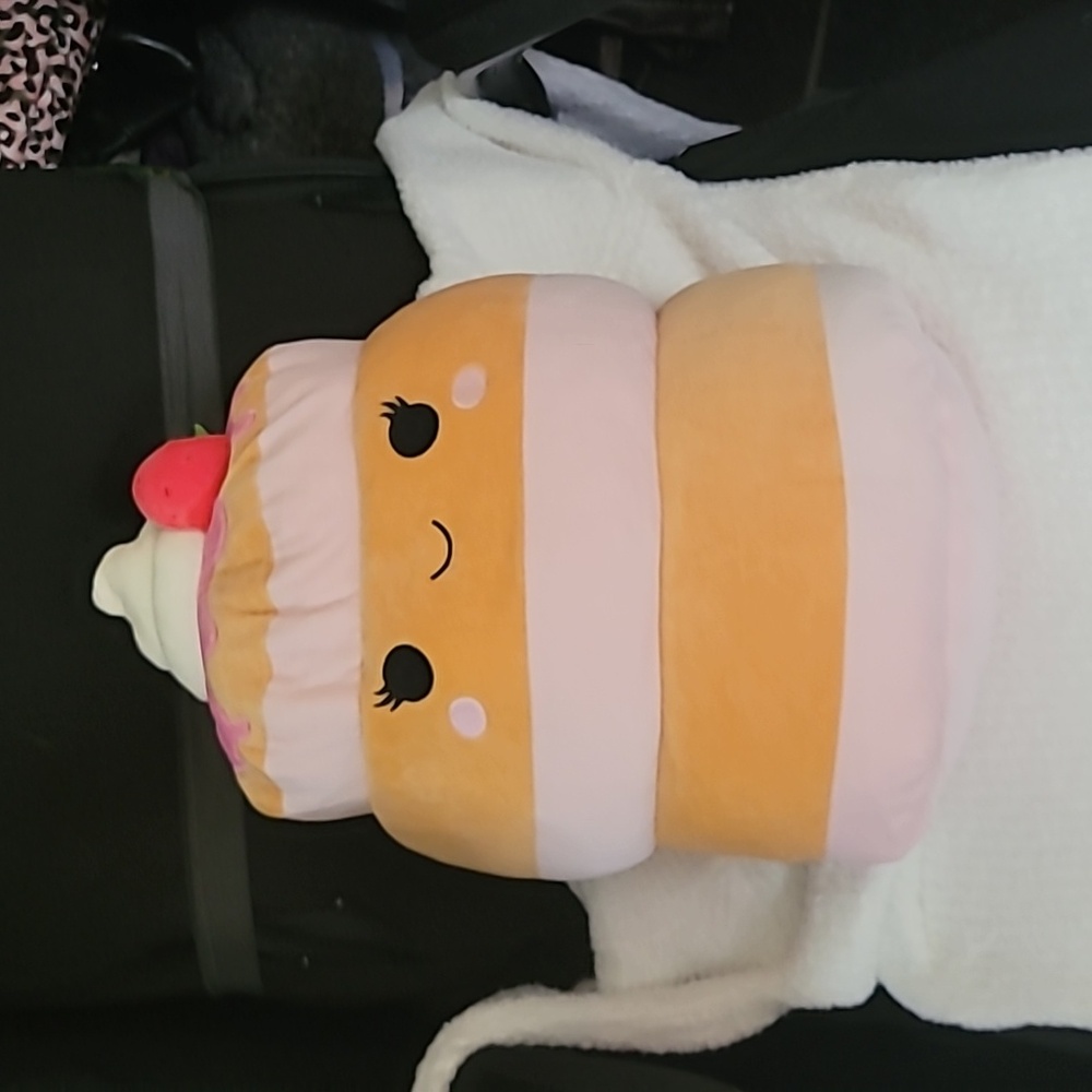 Sawtelle the Strawberry Pancake BIG Squishmallow Rare 18 Inch